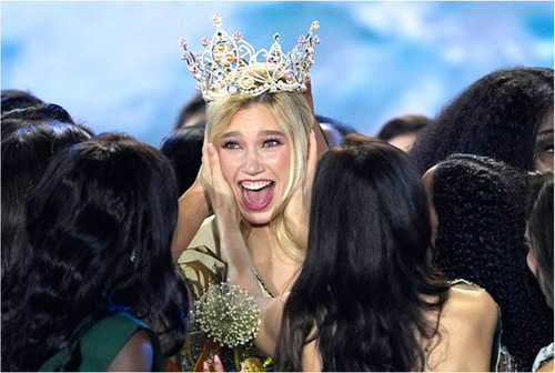 Дэлхийн хамгийн үзэсгэлэнтэй бүсгүйгээр Чехийн Натали Пушкинова тодорлоо